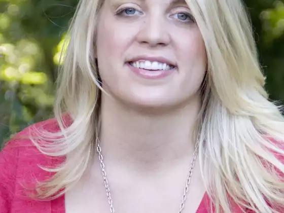Lindsey Smith - Class Instructor