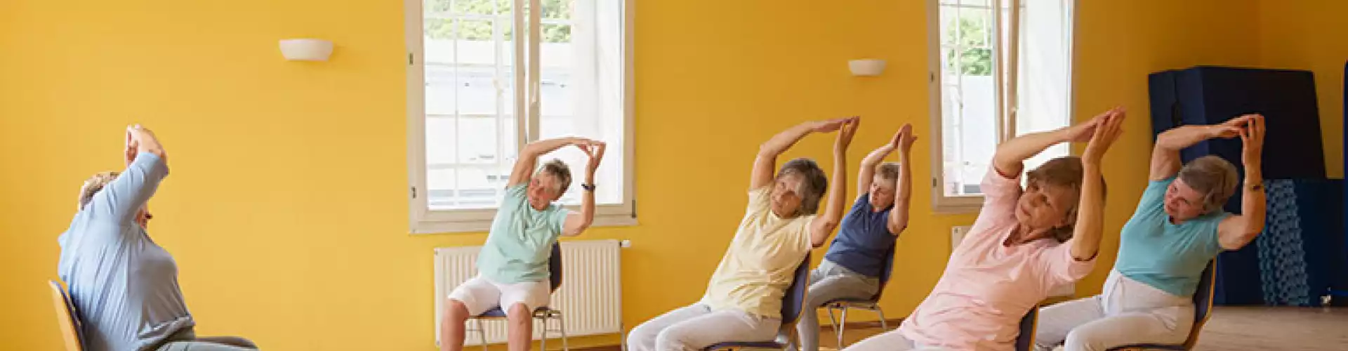 Yoga sur chaise et Qigong - Dantian inférieur / Troisième chakra - Online Class by Stephanie Brail