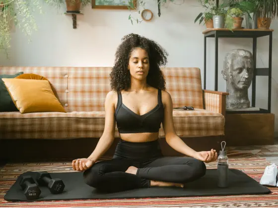 Mindful Yoga Flow: Για την ψυχική σας ευεξία